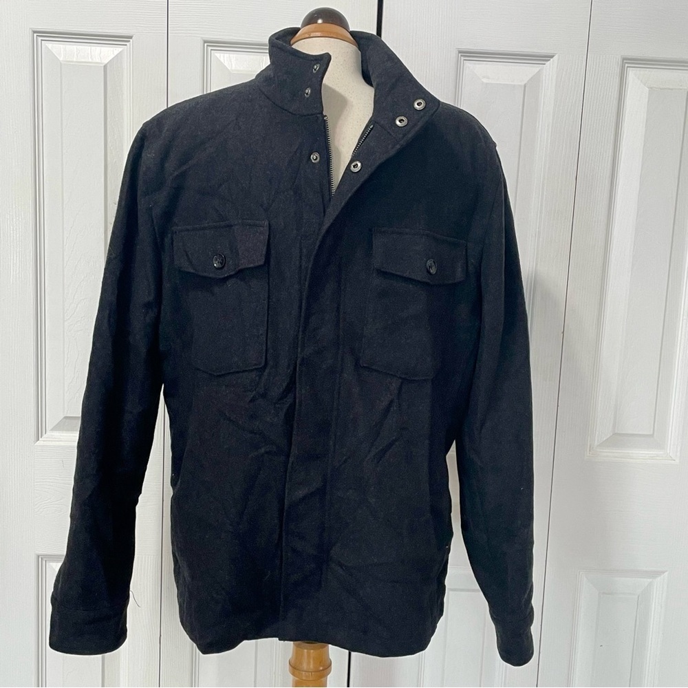 Banana Republic Factory Men's Black Wool Blend Pea Coat.